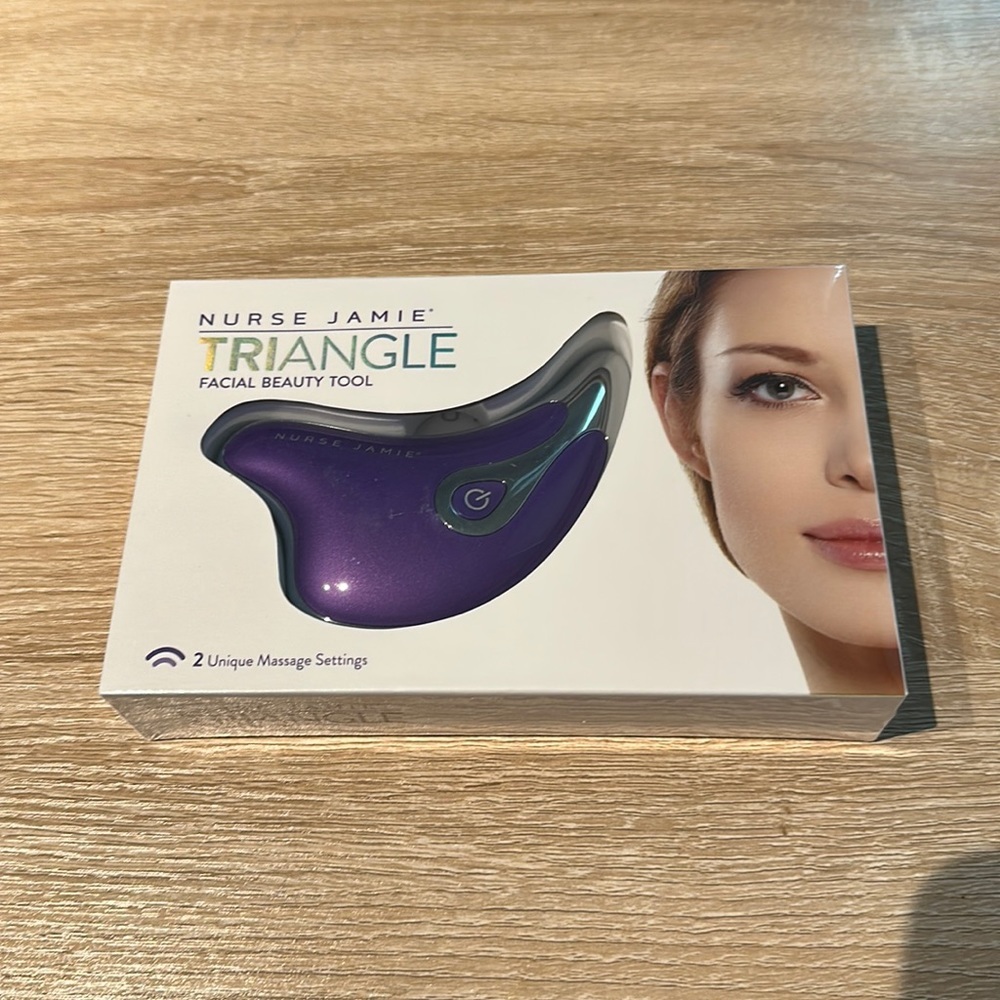 NIB Nurse Jamie triangle‎ facial beauty tool​